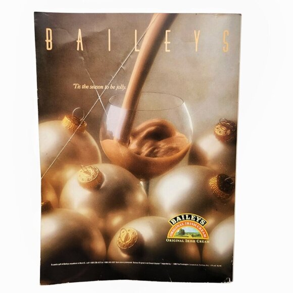 Vintage Victoria Magazine (Dec 1990) | Christmas Issue | Fair Condition - Picture 3 of 13